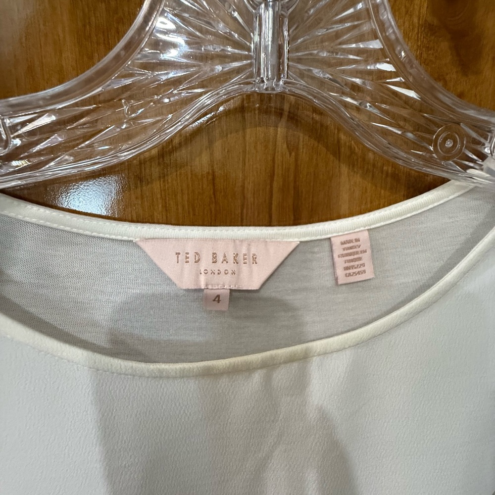 Ted Baker London Coorai Wonderland Woven-Front Tee - Picture 4 of 8